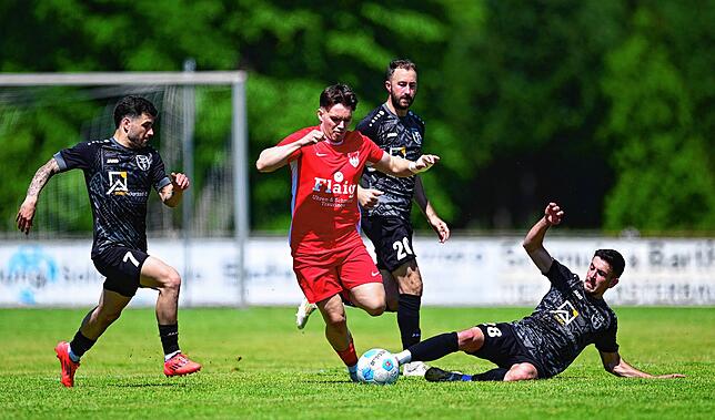 Bild 11: FC Tiengen 08 unterliegt mit 0:3 beim FC Wolfenweiler-Schallstadt – und wir haben Fotos!