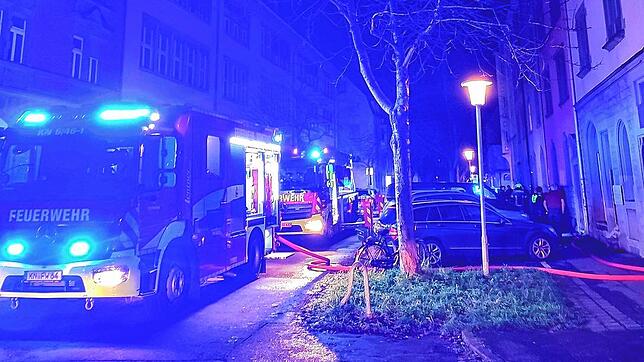 In der Rheingutstraße kommt es in der Nacht auf Donnerstag, 5. Dezember, zu einem Kellerbrand.