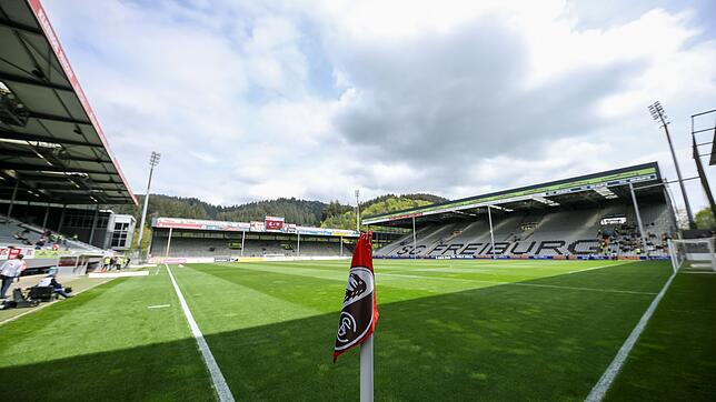 Das altehrwürdige Dreisamstadion wird für eine Millionensumme umgebaut.