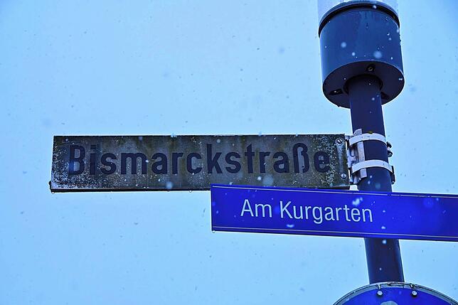 In der Bismarckstraße und in der Straße am Kurgarten sowie in der Hermann-Voland-Straße wurde jeweils ein Wurfzettel mit üblen Zitaten ...