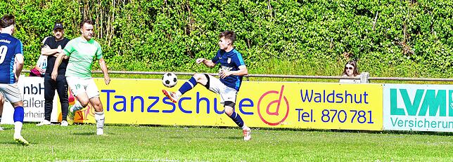 Bild 4: SG Mettingen/Krenkingen gewinnt 4:0 beim VfB Waldshut – und wir haben Fotos!