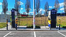 In Donaueschingen gibt es zwar 41 Ladesäulen für E-Autos. Aber nur ein Bruchteil davon kann so schnell laden wie diese beiden Säulen in ...