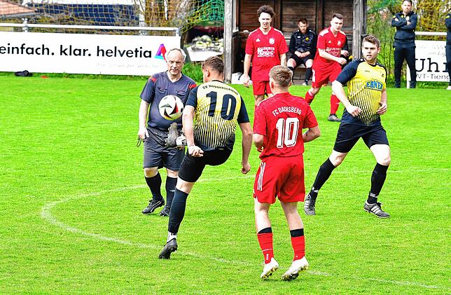 Bild 41: SV Nöggenschwiel besiegt den FC Dachsberg mit 8:1 – und wir haben Fotos!