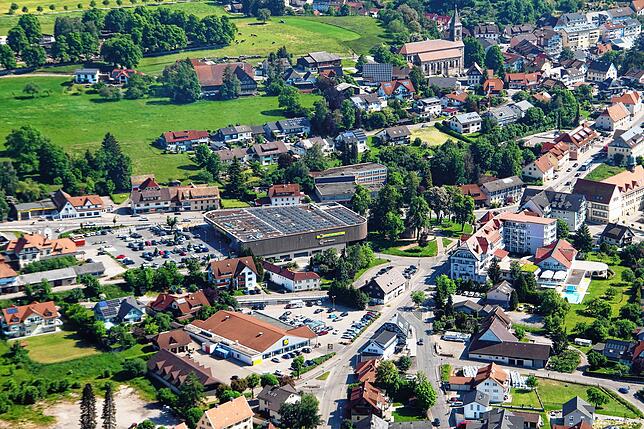 Bonndorf bietet zahlreiche Einkaufsmöglichkeiten.