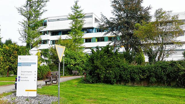 Im Kreiskrankenhaus gibt es fortan eine Klinik für Allgemeine Innere Medizin und Altersmedizin.