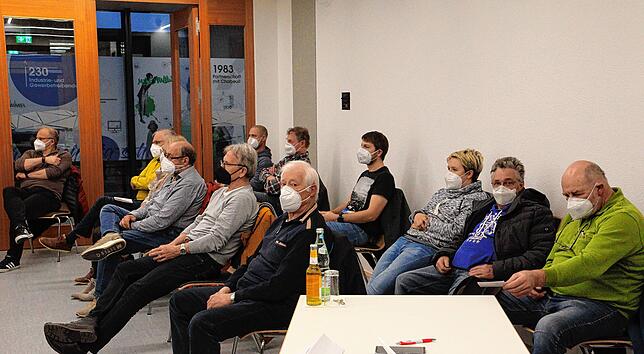 Auf erhebliches Interesse der Bürger stößt der Beschluss des Lärmaktionsplans am Donnerstag nicht nur bei den Vertretern der ...