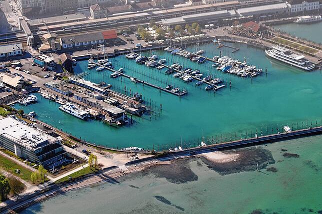 Bild 6: Bodensee oder Kroatien? Wenn Niedrigwasser atemberaubende Farben offenbart