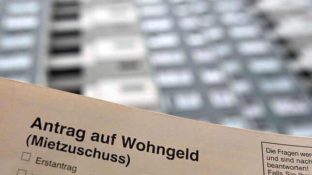 Für Bürgergeld-Bezieher übernimmt das Jobcenter die Kosten der Unterkunft. Aber können sie auch gleichzeitig Wohngeld beziehen?