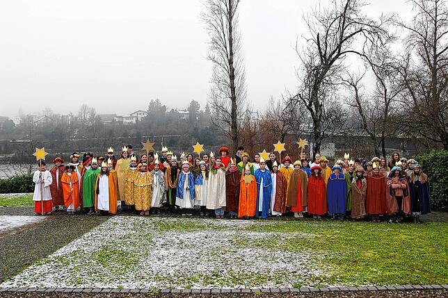 Die Küssaberger Sternsinger.