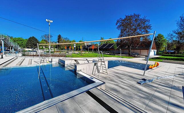 Noch muss auch im Kinderbereich gewerkelt werden, doch schon am 17. Mai sollen auch die Kleinsten ihren Spaß im Eschinger Freibad haben.