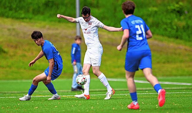 Bild 17: TuS Stetten setzt sich mit 4:2 gegen SV Jestetten durch – und wir haben Fotos!