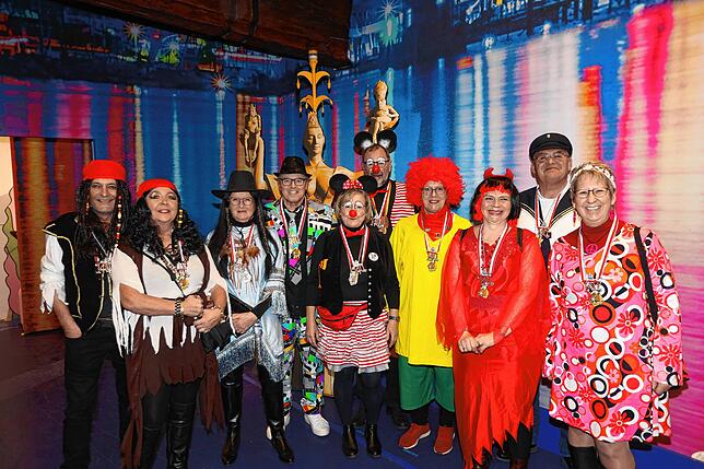 Die haben bei „Der SÜDKURIER öffnet Türen“ zur SWR-Fernsehfasnacht im Konstanzer Konzil 2024 gewonnen und dürfen kurz vor ...