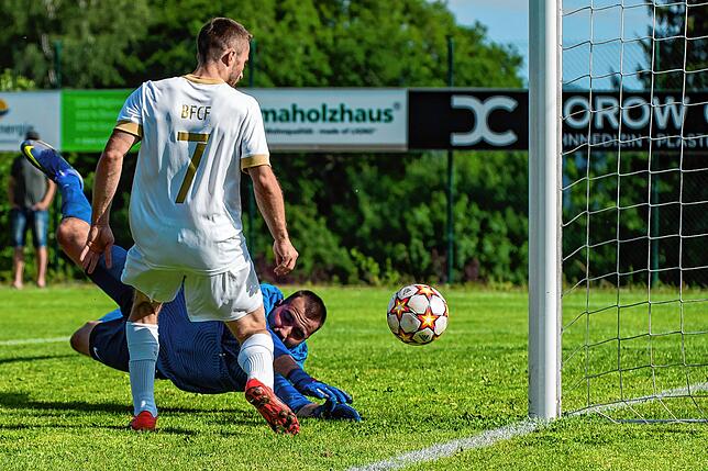 Bild 9: SV Buch gewinnt mit 4:0 gegen Schlusslicht Bosporus FC Friedlingen &ndash; und wir haben Bilder!