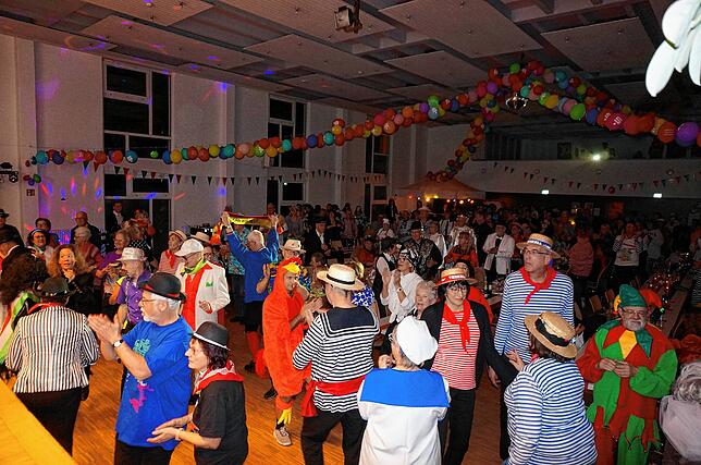 Bild 12: Mit italienischem Flair: Alle Bilder von der Pfarrfasnacht in Tiengen