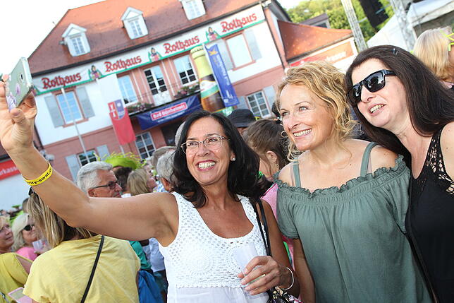 Bild 10: Bilder von den Konzertbesuchern bei Jürgen Drews in Bad Dürrheim - Teil 1