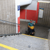 24 Stufen, die zum Hindernis werden: Die Gleise 2 und 3 sind nicht barrierefrei zugänglich. Das macht das Bahnfahren für Juliane Gaudig ...