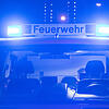 Feuerwehrleute rückten in der Nacht von Freitag auf Samstag zu einem schweren Unfall in Vorarlberg aus (Symbolbild).