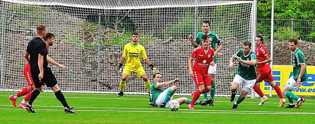 Bild 10: FV Lörrach-Brombach siegt standesgemäß 5:0 bei der SG Mettingen/Krenkingen &ndash; und wir haben die Bilder!
