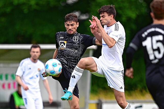 Bild 19: Meister FC Wolfenweiler-Schallstadt besiegt Vizemeister SV 08 Laufenburg mit 4:2 – wir haben Fotos!
