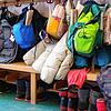 Eine Garderobe im Kindergarten St. Josef in Radolfzell. Auch wenn noch immer Betreuungsplätze in Radolfzell fehlen, hat sich die ...