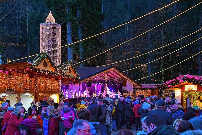 Bild 6: Ausgezaubert: Eine Million Lichter sind jetzt erloschen