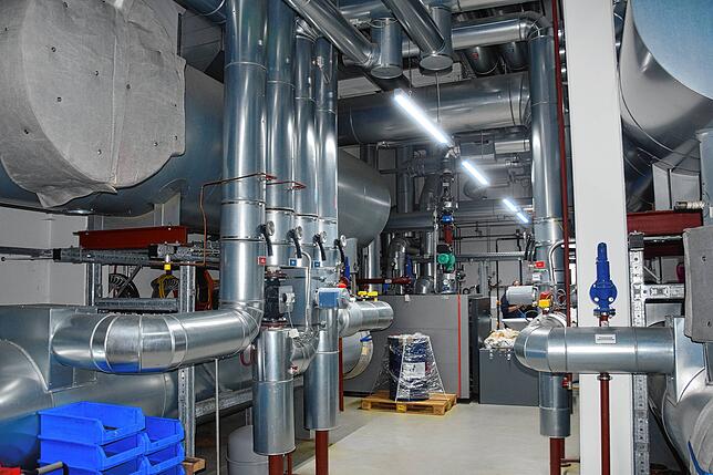Eine beeindruckende technische Anlage – das Blockheizkraftwerk Süd der Stadtwerke Bad Säckingen.