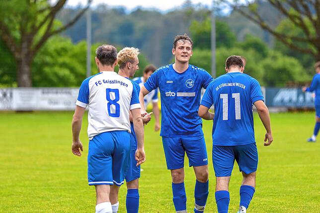 Bild 32: SG Stühlingen/Weizen siegt 5:1 beim FC Geißlingen und feiert den  Meistertitel – wir haben Fotos!