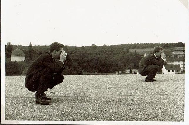 Bild 1: Als Konstanz in den 60er Jahren in die Höhe wuchs, machten sich diese beiden jungen Herren auf den Weg nach oben