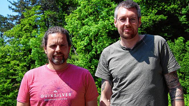Michael Quetting und Tim Wild vom Max-Planck-Institut untersuchen derzeit, ob Haustiere Menschen vor Naturkatastrophen warnen können.