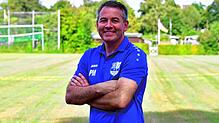 Spiel entschieden: Sportchef Patrick Maier-Blanc setzte sich beim FC Hauingen mangels personeller Alternativen mit auf die Bank, wird ...