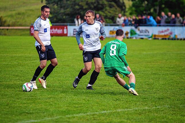 Bild 21: SV Buch siegt 6:0 beim SV Waldhaus – und wir haben Bilder!