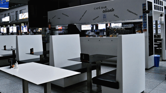 Gespenstische Leere herrscht dieser Tage am Bodensee-Airport in Friedrichshafen.