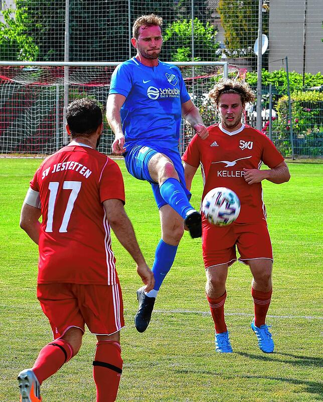 Bild 35: SV Jestetten qualifiziert sich durch ein 5:0 gegen den TuS Efringen-Kirchen für die Hauptrunde im SBFV-Rothauspokal &ndash; und wir haben Bilder!