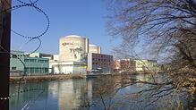 Das Atomkraftwerk Beznau an der Aare.