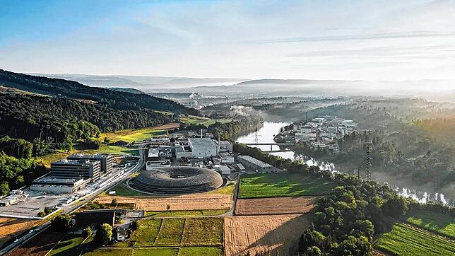 Die Nähe zum Park Innovaare (links der Straße) und dem Paul Scherrer Institut PSI in Villigen (rechts der Straße) und Würenlingen ...