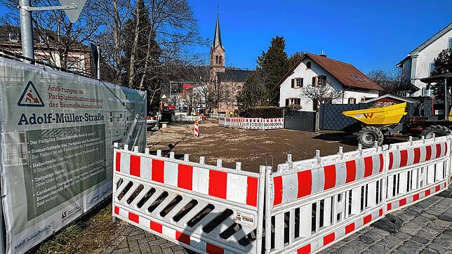 Es hat sich schon einiges getan in der Adolf-Müller-Straße zwischen Bahnhof und Hauptstraße in Schopfheim. Aber es gibt auch ...