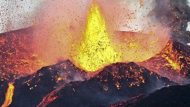 Vulkanausbrüche zählen zu den eindrucksvollsten und zerstörerischsten Naturereignissen der Welt.