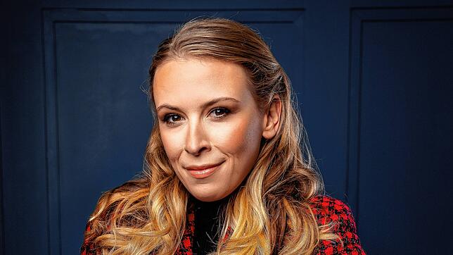 Journalistin Nena Brockhaus liebt es, zu diskutieren. Ihr aktuelles Lieblingsthema sind die deutschen Staatsfinanzen.