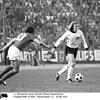 Von den Fans gefordert, am Ende nicht überzeugt &ndash; Günter Netzer bei der deutschen 0:1-Niederlage gegen die Mannschaft der ...