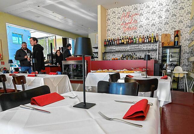 Die neue Wirkungsstätte von Carmine Galasso ist etwas kleiner, was dem Gastronom, der zuletzt das Restaurant Bellavista in Königsfeld ...