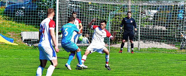 Bild 15: SV Buch spielt 1:1 im Oster-Derby gegen den FC RW Weilheim &ndash; und wir haben Bilder!
