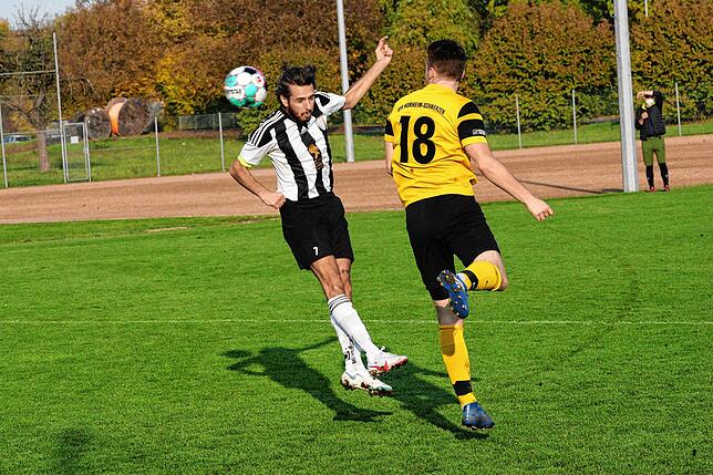 Bild 7: VfR Horheim-Schwerzen feiert gegen C.S.I. JR Laufenburg einen klaren 6:1-Erfolg &ndash; und wir haben die Bilder!