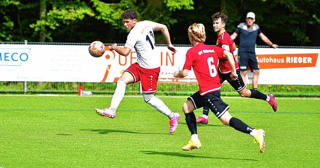 Bild 31: Die SG FC Wehr/Bergalingen startet mit einem 3:1-Sieg ins Abenteuer Verbandsliga &ndash; wir haben Fotos!