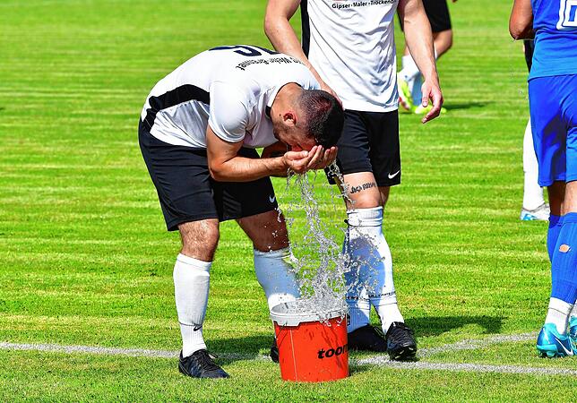 Bild 34: SG FC Wehr/Brennet besiegt den TuS Stetten mit 7:1 – und wir haben Fotos