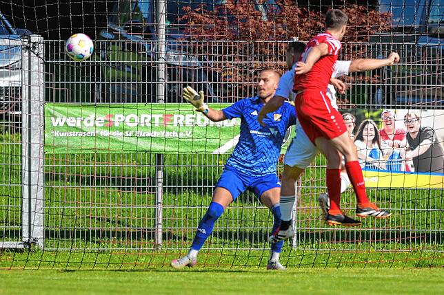 Bild 15: SV 08 Laufenburg unterliegt 1:2 bei den SF Elzach-Yach – und wir haben Fotos!