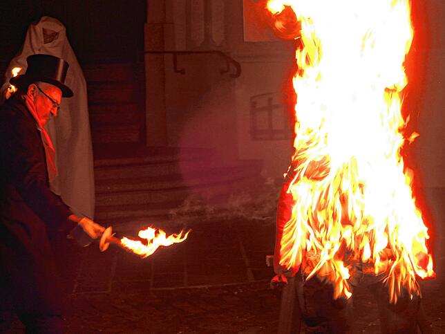 Bild 4: Fasnachts-Verbrennungen in Bad Säckingen, Waldshut-Tiengen und der Region
