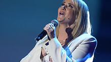 Beatrice Egli hält ihren Beziehungsstatus geheim. Oft zu sehen ist aber, dass sie einen Ehering trägt. Wie passt das zusammen? Jetzt ...