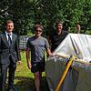Giovanni Costantino, Leiter Zentrale Dienste und Steuerung, Schwimmmeister Sven Konopke und Bauhofleiter Hanspeter Boye an der ...