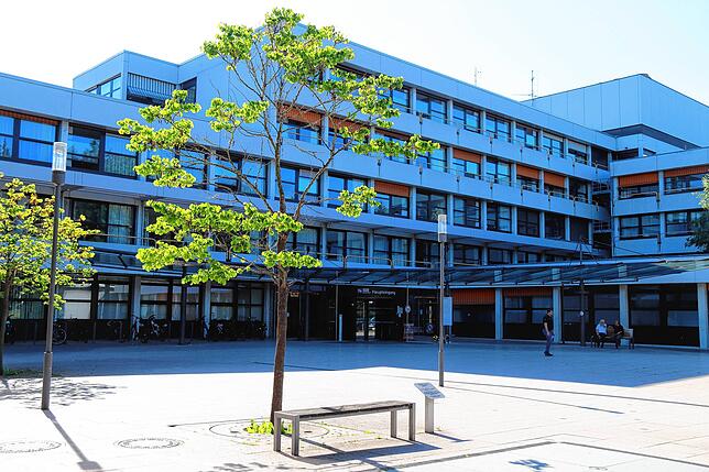 Das Hauptgebäude des Klinikums in Friedrichshafen.