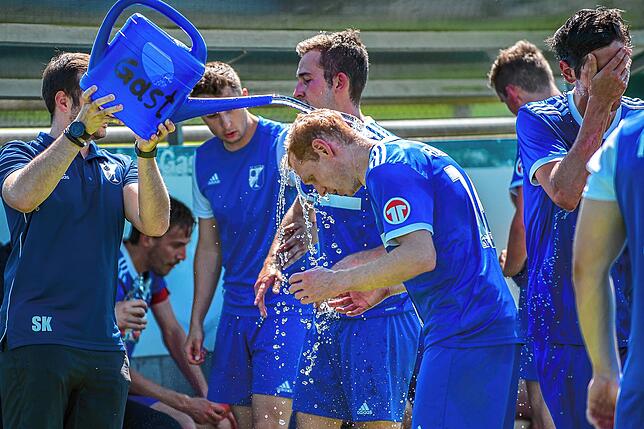 Bild 29: FC Weizen rettet sich durch das 2:1 beim SV Rheintal vor dem Direktabstieg &ndash; und wir haben Bilder!